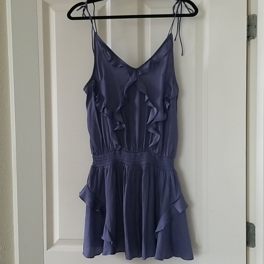 Cute Ruffel Romper Size M